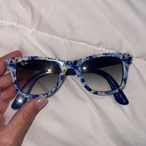 Rayban Wayfarer special edition flowers